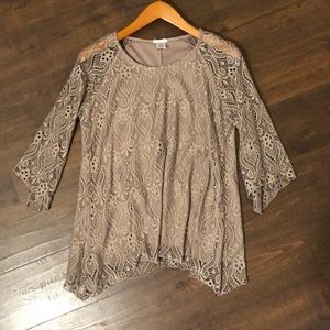 3/4 sleeve lace top